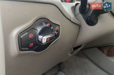 Позашляховик / Кросовер Audi Q5 2012 в 