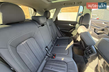Внедорожник / Кроссовер Audi Q5 2022 в 