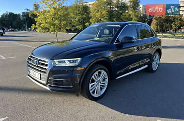 Внедорожник / Кроссовер Audi Q5 2018 в Киеве