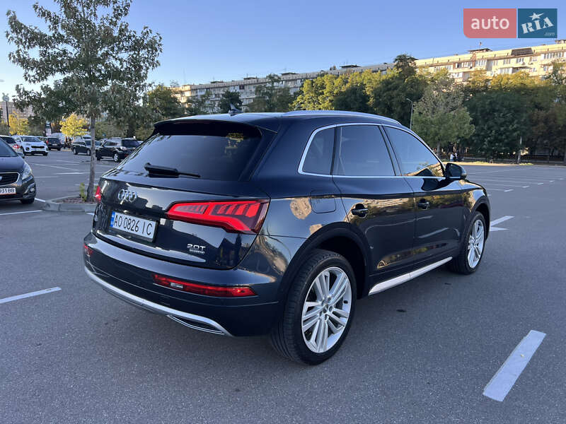 Позашляховик / Кросовер Audi Q5 2018 в Києві