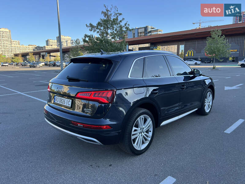 Позашляховик / Кросовер Audi Q5 2018 в Києві