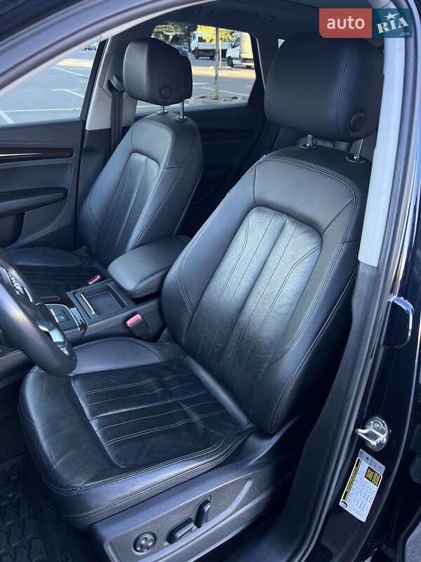 Позашляховик / Кросовер Audi Q5 2018 в Києві