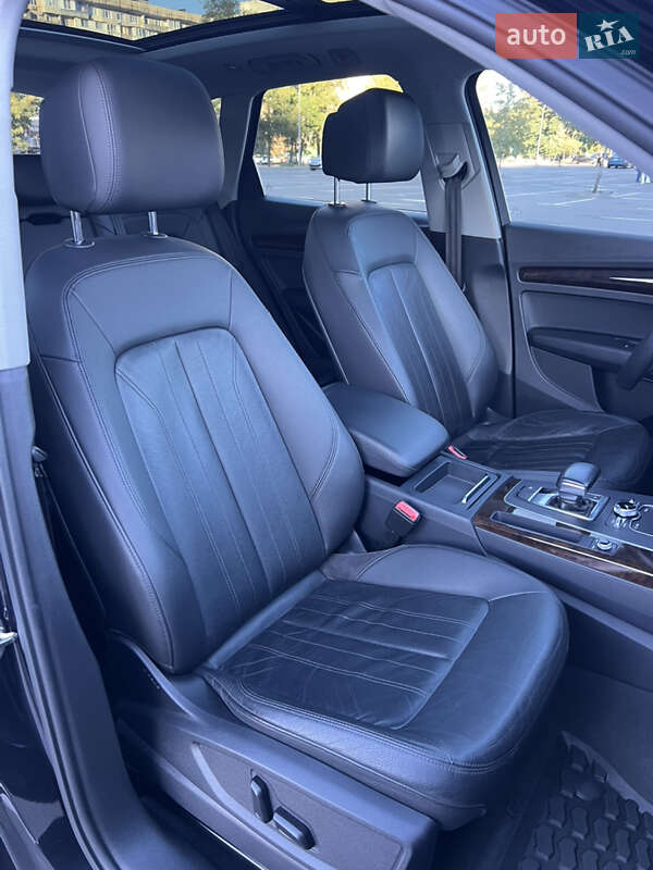 Позашляховик / Кросовер Audi Q5 2018 в Києві