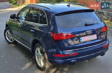 Внедорожник / Кроссовер Audi Q5 2015 в 