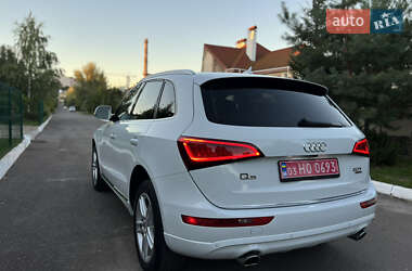 Позашляховик / Кросовер Audi Q5 2015 в 