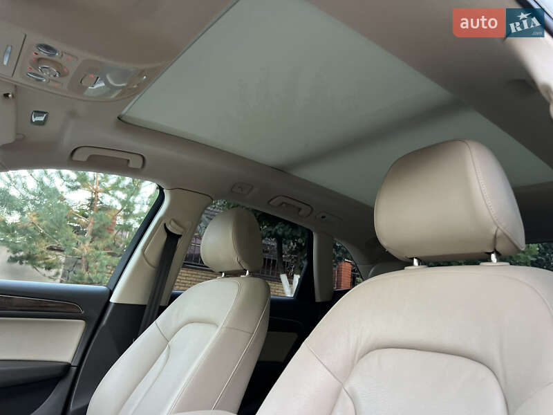Позашляховик / Кросовер Audi Q5 2015 в Рівному