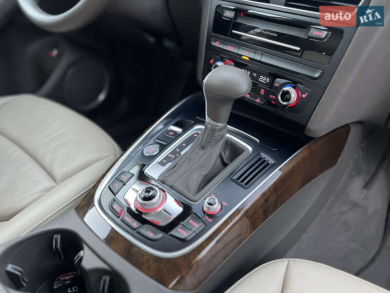Позашляховик / Кросовер Audi Q5 2015 в Рівному