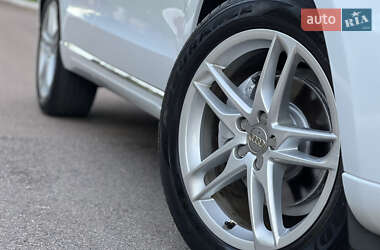 Позашляховик / Кросовер Audi Q5 2015 в 