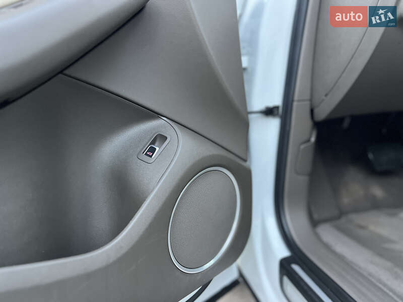 Позашляховик / Кросовер Audi Q5 2015 в Рівному