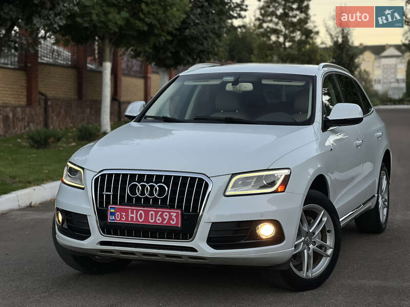 Позашляховик / Кросовер Audi Q5 2015 в Рівному