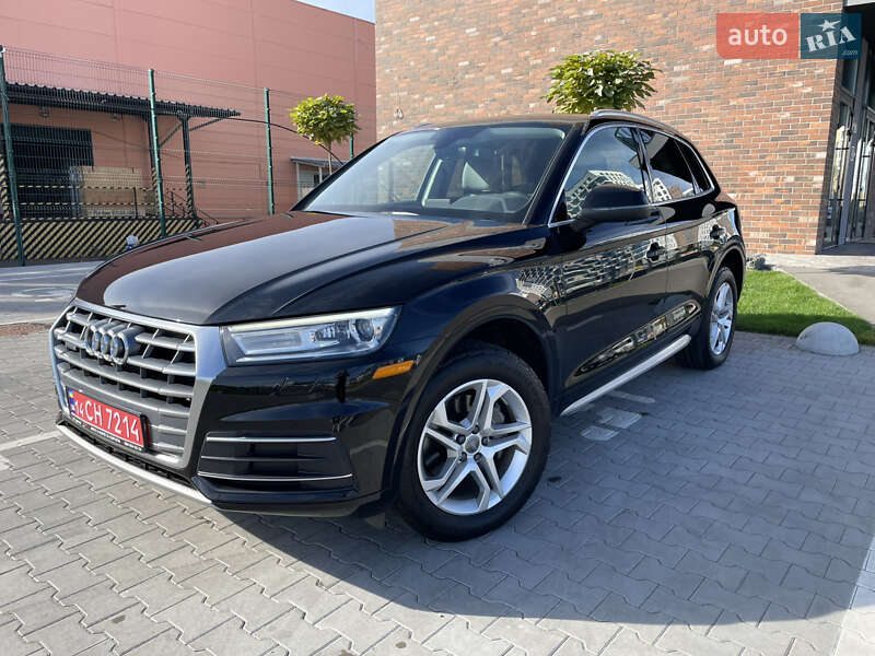 Внедорожник / Кроссовер Audi Q5 2019 в Киеве