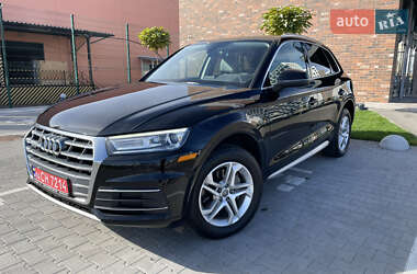 Позашляховик / Кросовер Audi Q5 2019 в 
