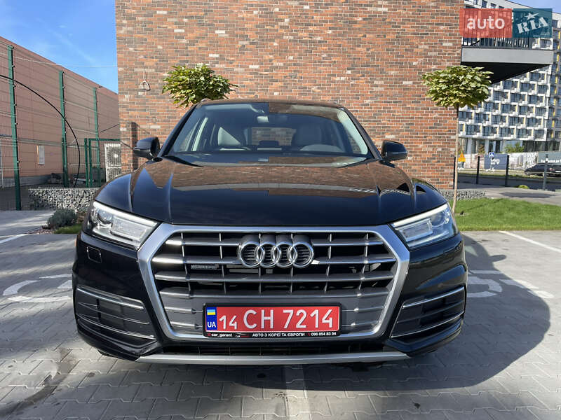 Внедорожник / Кроссовер Audi Q5 2019 в Киеве