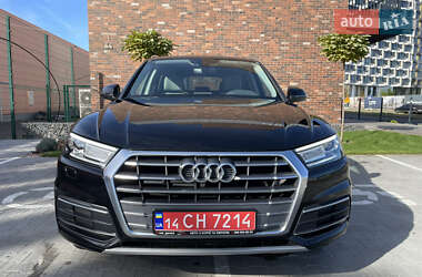 Позашляховик / Кросовер Audi Q5 2019 в 