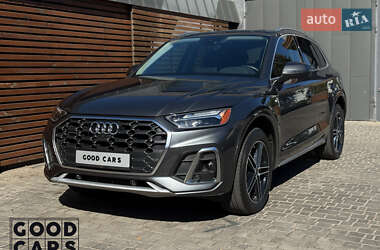 Внедорожник / Кроссовер Audi Q5 2020 в 