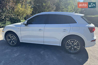 Внедорожник / Кроссовер Audi Q5 2019 в 