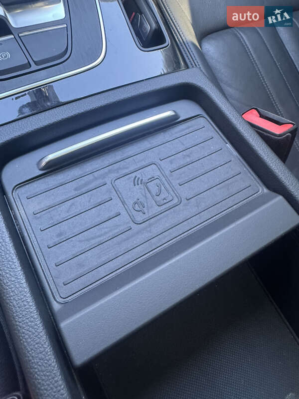 Внедорожник / Кроссовер Audi Q5 2019 в Тернополе