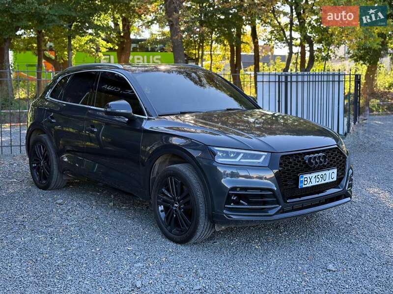 Внедорожник / Кроссовер Audi Q5 2017 в Хмельницком