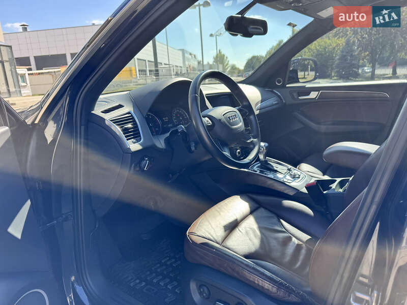 Внедорожник / Кроссовер Audi Q5 2016 в Днепре
