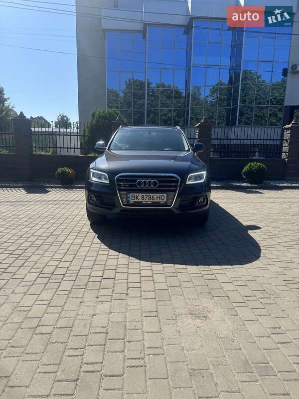 Внедорожник / Кроссовер Audi Q5 2016 в Ровно