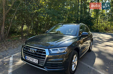 Внедорожник / Кроссовер Audi Q5 2017 в Киеве