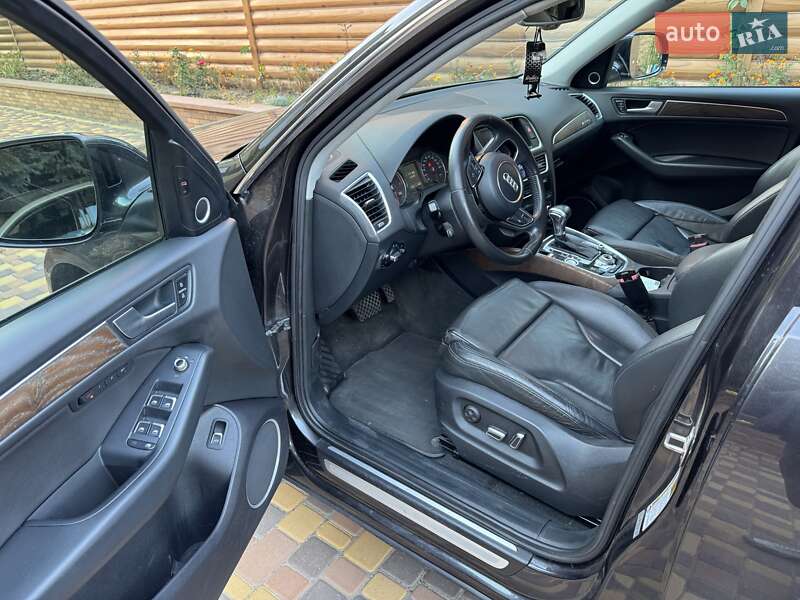 Позашляховик / Кросовер Audi Q5 2013 в Слов'янську