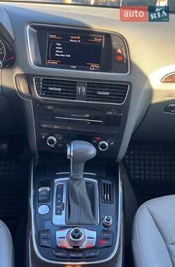 Позашляховик / Кросовер Audi Q5 2013 в 
