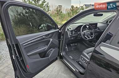 Внедорожник / Кроссовер Audi Q5 2021 в 