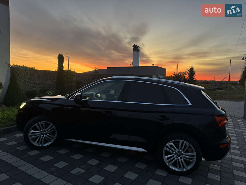 Внедорожник / Кроссовер Audi Q5 2018 в Стрые