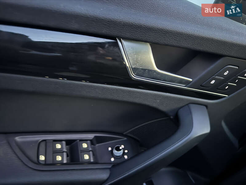 Внедорожник / Кроссовер Audi Q5 2018 в Стрые