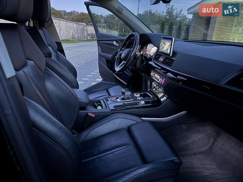 Внедорожник / Кроссовер Audi Q5 2018 в Стрые