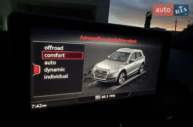 Внедорожник / Кроссовер Audi Q5 2018 в 