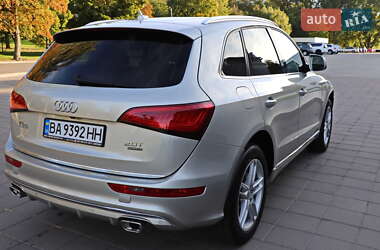 Внедорожник / Кроссовер Audi Q5 2017 в 