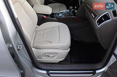 Внедорожник / Кроссовер Audi Q5 2017 в 
