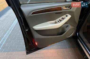Внедорожник / Кроссовер Audi Q5 2011 в 