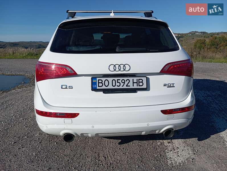 Позашляховик / Кросовер Audi Q5 2012 в Тернополі