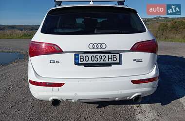 Внедорожник / Кроссовер Audi Q5 2012 в 