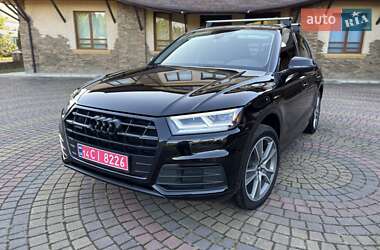 Внедорожник / Кроссовер Audi Q5 2019 в 