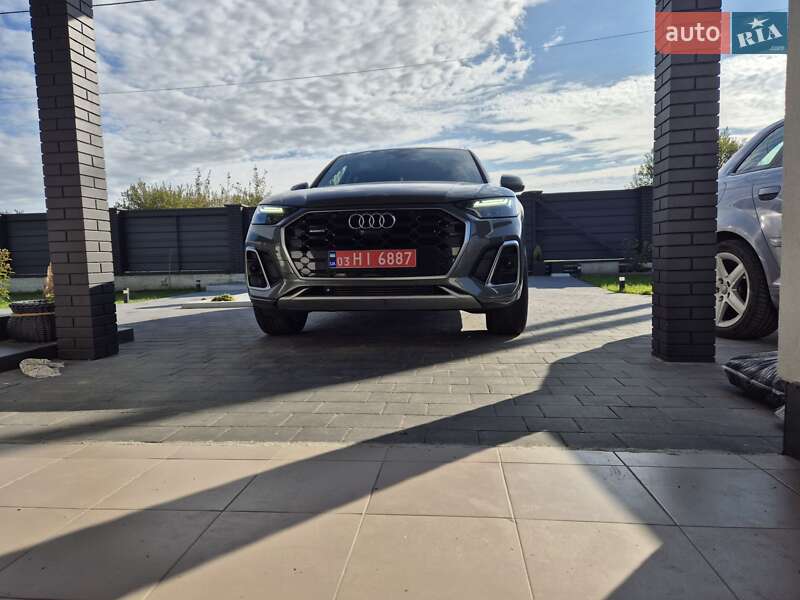 Внедорожник / Кроссовер Audi Q5 2022 в Дрогобыче