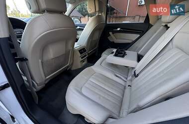 Внедорожник / Кроссовер Audi Q5 2018 в 