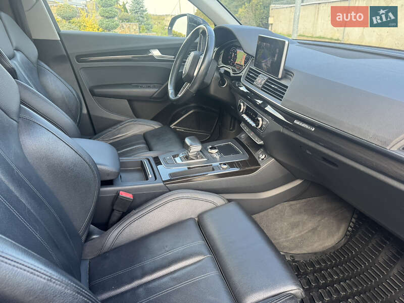 Внедорожник / Кроссовер Audi Q5 2018 в Стрые