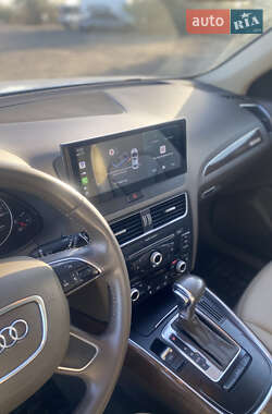 Внедорожник / Кроссовер Audi Q5 2016 в 