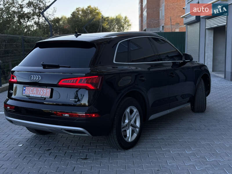 Внедорожник / Кроссовер Audi Q5 2019 в Хмельницком
