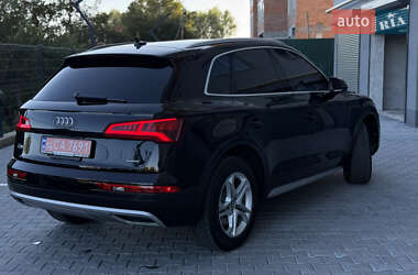 Внедорожник / Кроссовер Audi Q5 2019 в 