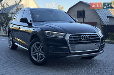Внедорожник / Кроссовер Audi Q5 2019 в 
