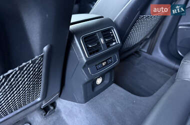 Внедорожник / Кроссовер Audi Q5 2019 в 