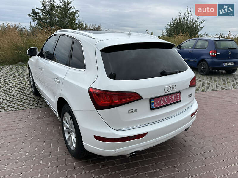 Внедорожник / Кроссовер Audi Q5 2015 в Ровно