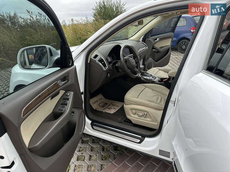 Внедорожник / Кроссовер Audi Q5 2015 в Ровно