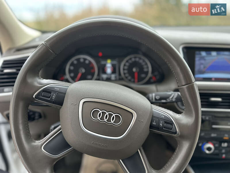 Внедорожник / Кроссовер Audi Q5 2015 в Ровно