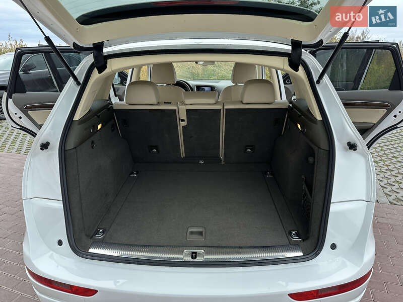 Внедорожник / Кроссовер Audi Q5 2015 в Ровно